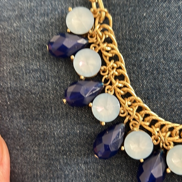 Talbots pretty adjustable length necklace with light blue and royal blue stones - Picture 2 of 3